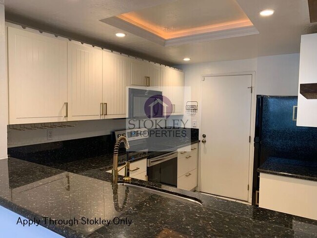 Building Photo - Stokley Properties Presents 308 Rock Creek...