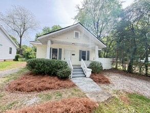 Building Photo - 2149 Camp Greene St