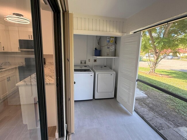 Foto del edificio - 440 Glenwood Dr