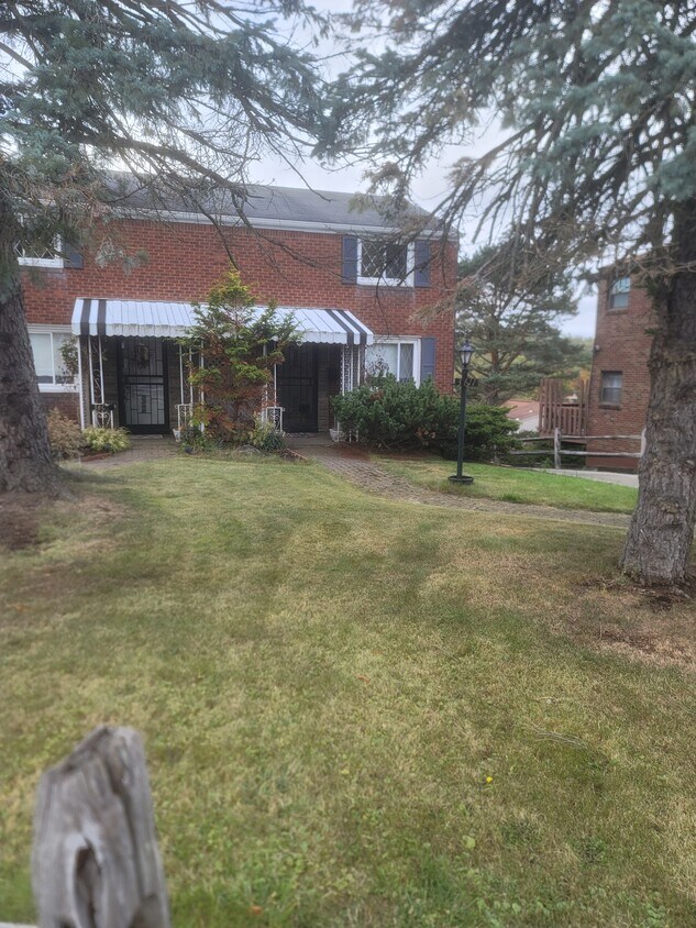3611 Mount Troy Rd, Pittsburgh, PA 15212 Townhome Rentals in