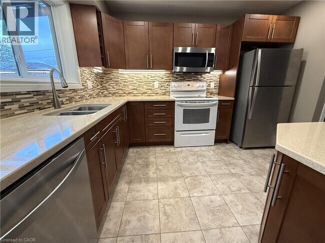 Building Photo - 88 Conestoga Rd