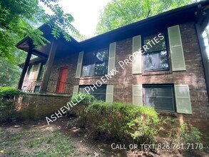 Building Photo - 20 Ferncliff Dr