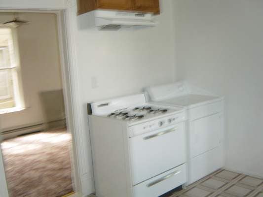 Building Photo - 1112 Oak St