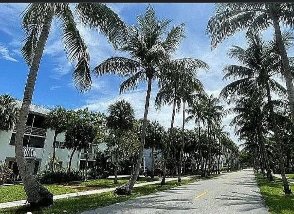 Primary Photo - 201 Galen Dr