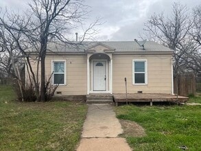 Building Photo - 3118 Waverly Ave