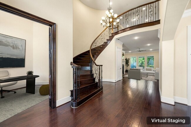 Foto del edificio - 4302 Meyerwood Dr