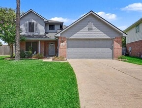 Building Photo - 1150 Andover Dr
