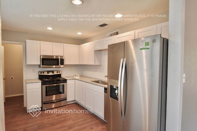 Foto del edificio - 4732 Scots Briar Ln