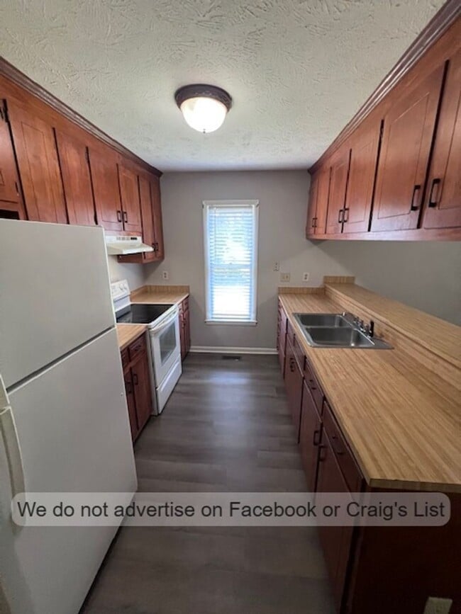 Building Photo - 6325 Marykirk Dr