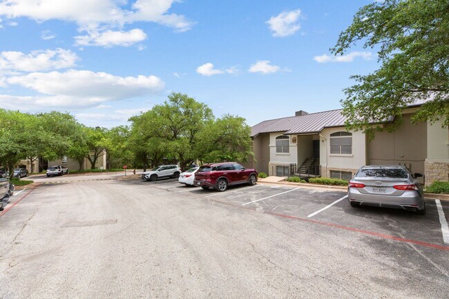 Foto del edificio - Amazing 1 bedroom, 1 bathroom Condo in Montevista!