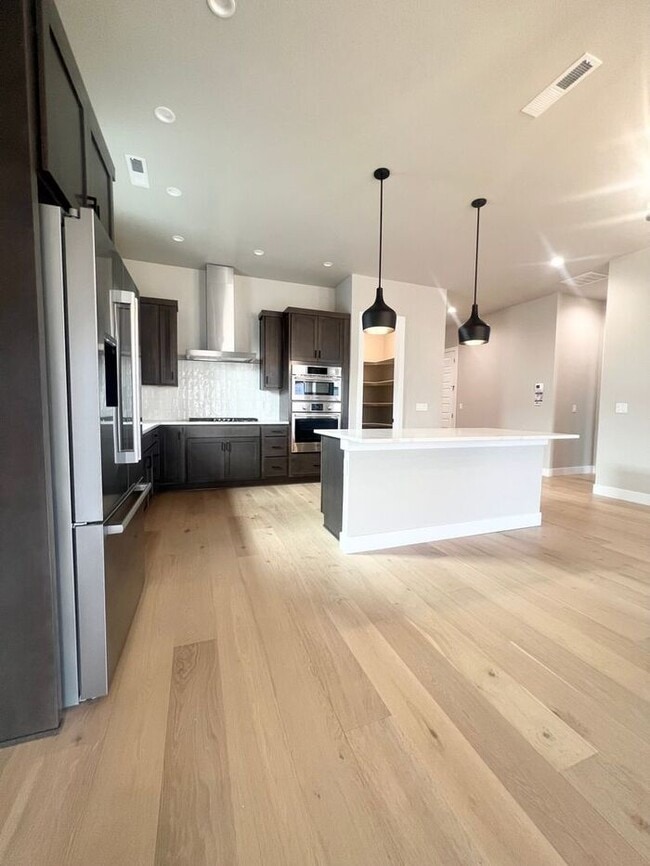 Building Photo - Beautiful Luxury Patio Home in Pelican Sho...
