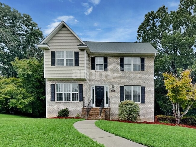 Building Photo - 145 Valleyoak Ct