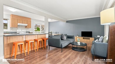 Building Photo - Willowbrook Place