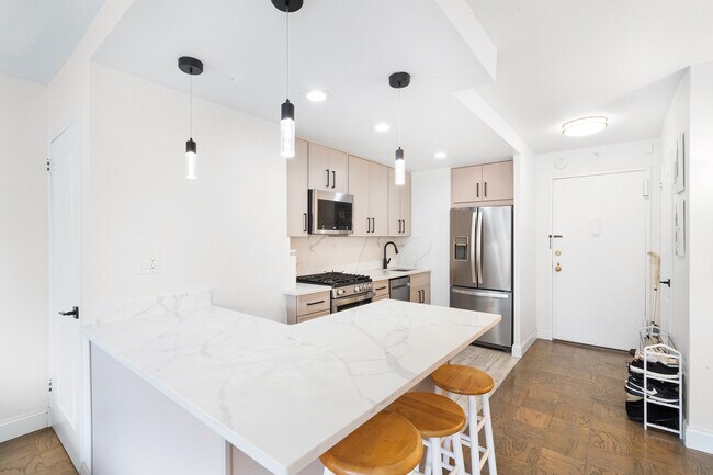 Foto del edificio - 201 Saint Pauls Ave