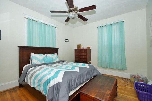 Foto del edificio - 502 Allison Ave SW