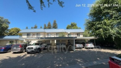 Building Photo - 545 N Divisadero St