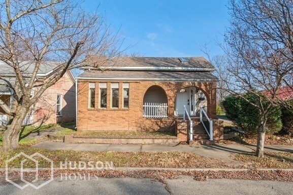 Primary Photo - NOW AVAILABLE! - 901 Keen St, Zanesville, ...
