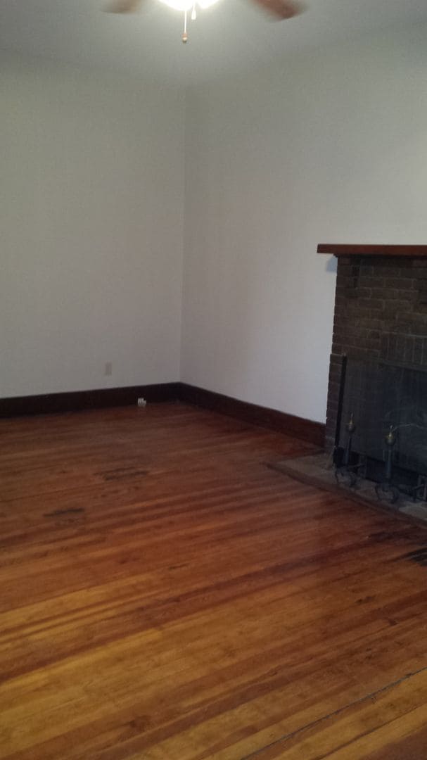 Building Photo - Maryville 37804 - 1 bath studio apartment-...