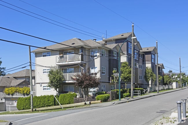 Building Photo - Vanness Park