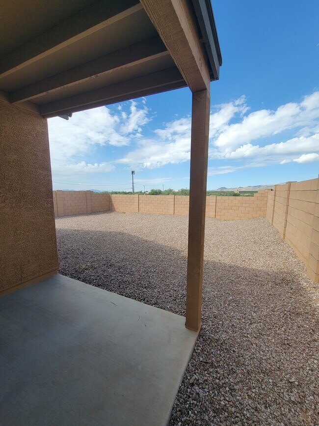 Building Photo - 15257 N Desert Lilac Ln