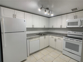 Building Photo - 9357 SW 77th Ave