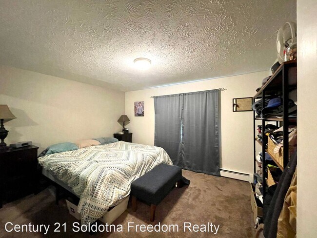 Building Photo - 4 br, 3 bath House - 36650 Cheechako News Dr