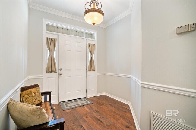 Foto del edificio - 102 Ivy Cir