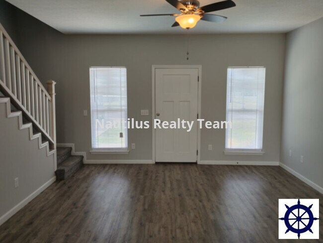 Building Photo - 2728 Arden Ave