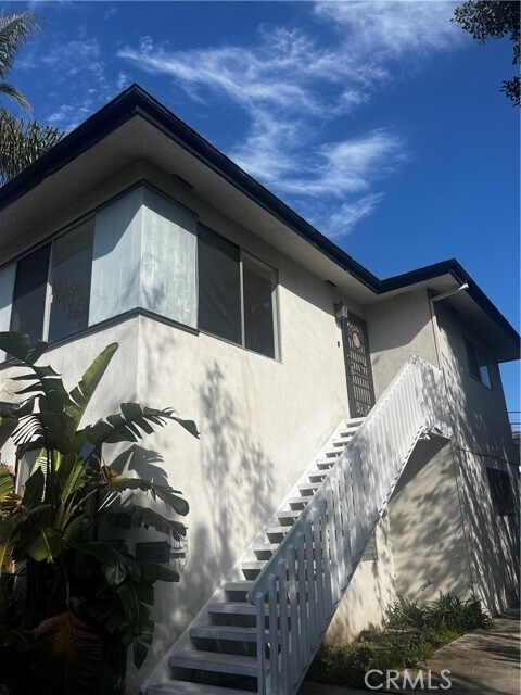 Foto del edificio - 221 Avenida Miramar