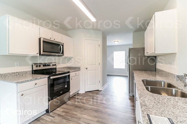 Foto del edificio - 4015 Linwood Smith Ct.