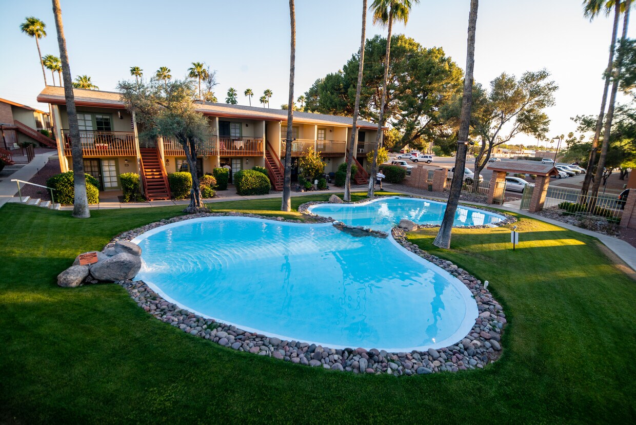 The Lakes Apartments 5666 E Hampton St Tucson, AZ Apartments for