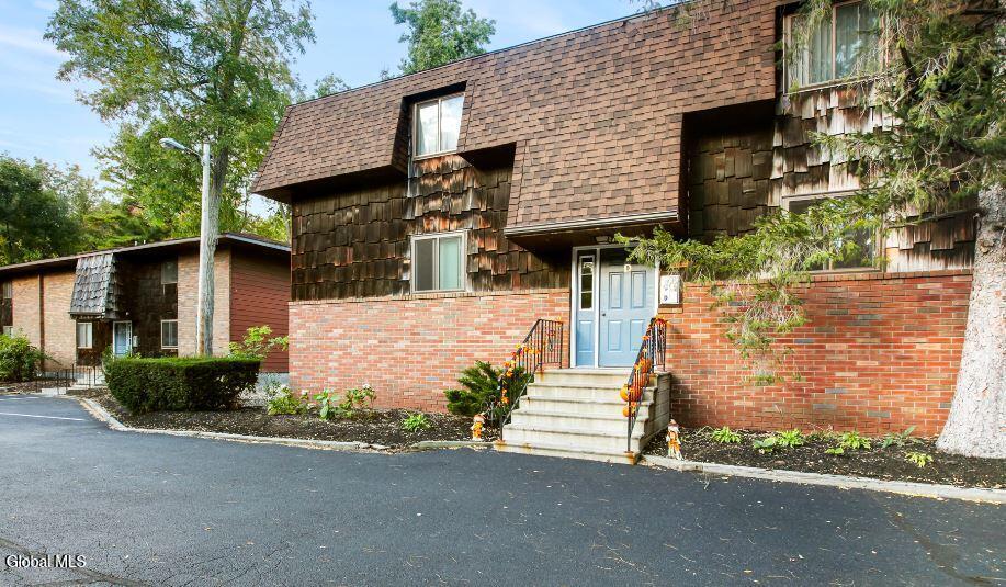 Primary Photo - 3 Okara Dr