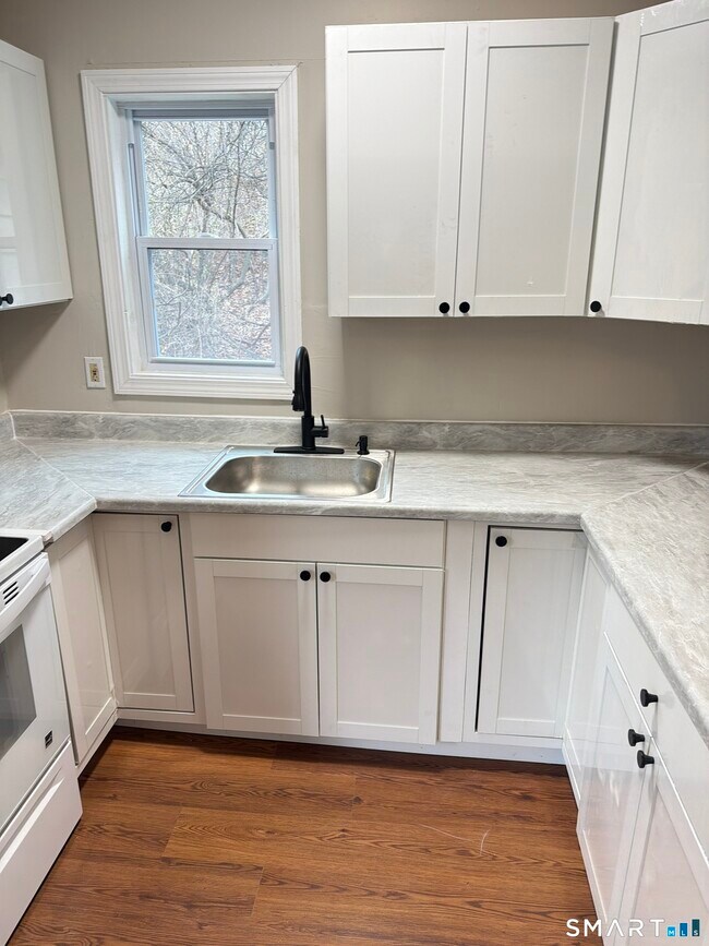 Foto del edificio - 301 Terrace Ave