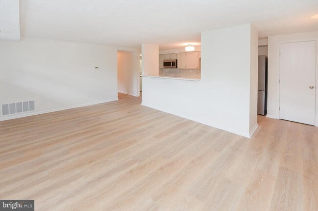 Foto del edificio - 25 Cranberry Ct