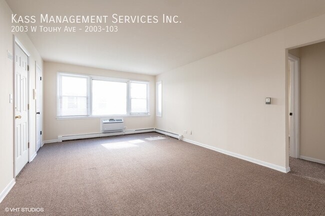 Foto del edificio - Rogers Park 2bed-2bath  Spacious unit with...