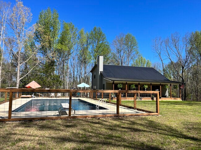 Foto del edificio - 649 County Road 878