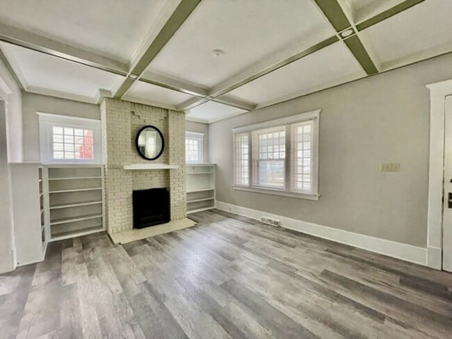 Building Photo - mk210