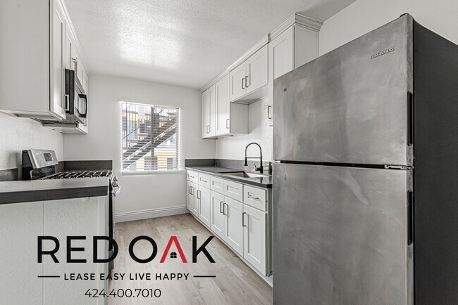 Foto del edificio - 2351 Warwick Ave