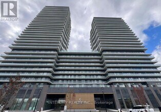 Building Photo - 15 Skyridge Dr