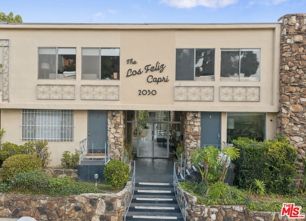 Foto principal - 2030 N Vermont Ave