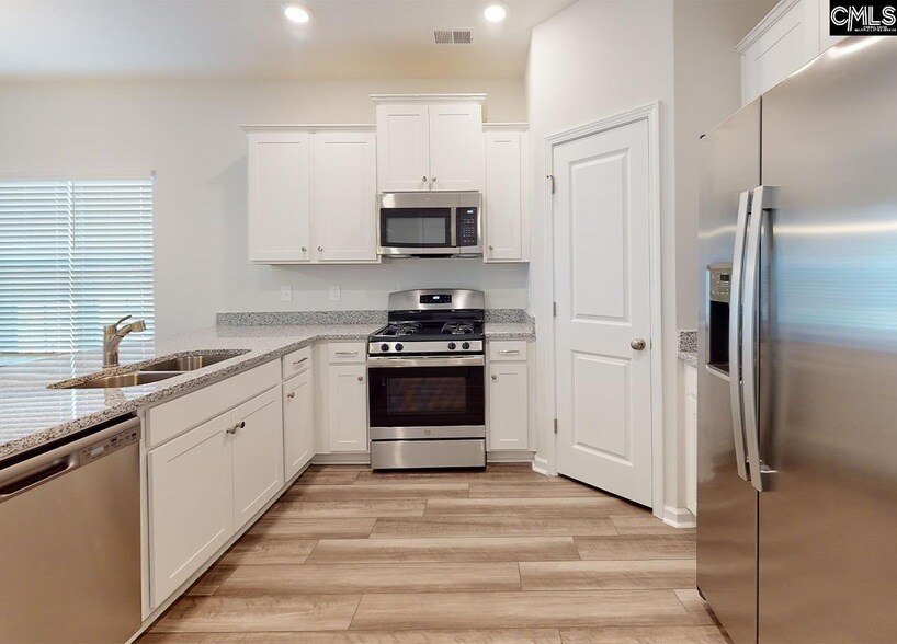 Foto del edificio - 1102 Semoran Wy