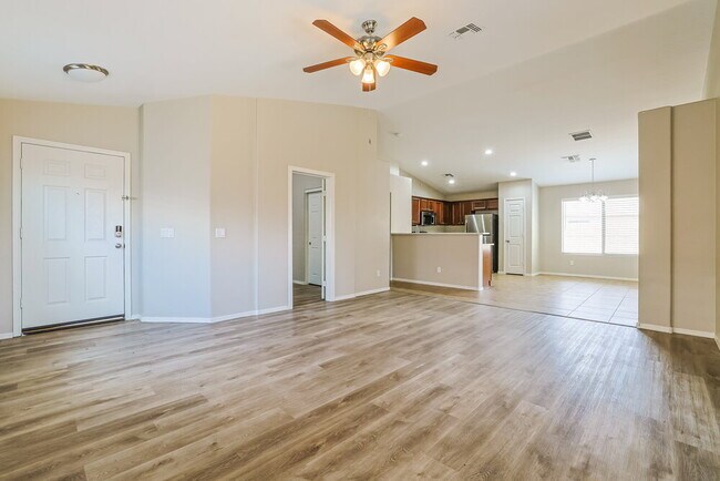 Building Photo - 3611 W Santa Cruz Ave