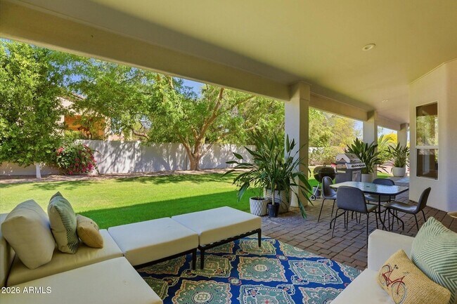 Foto del edificio - 9458 E Desert Cove Ave