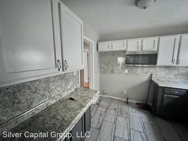 Foto del edificio - 3 br, 1.5 bath House - 20261 Glastonbury Road
