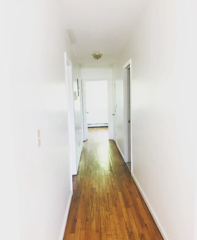 4336 Baychester Ave, Bronx, NY 10466 Townhouse for Rent in Bronx, NY