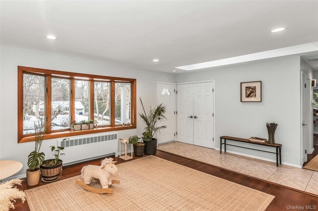 Building Photo - 88 Burton Ln