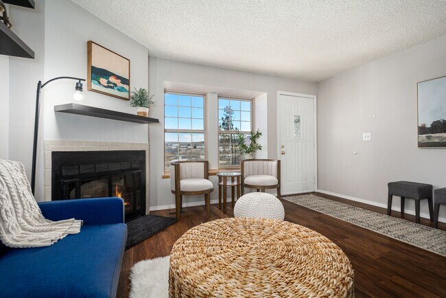 Foto del edificio - 6614 Overland Dr