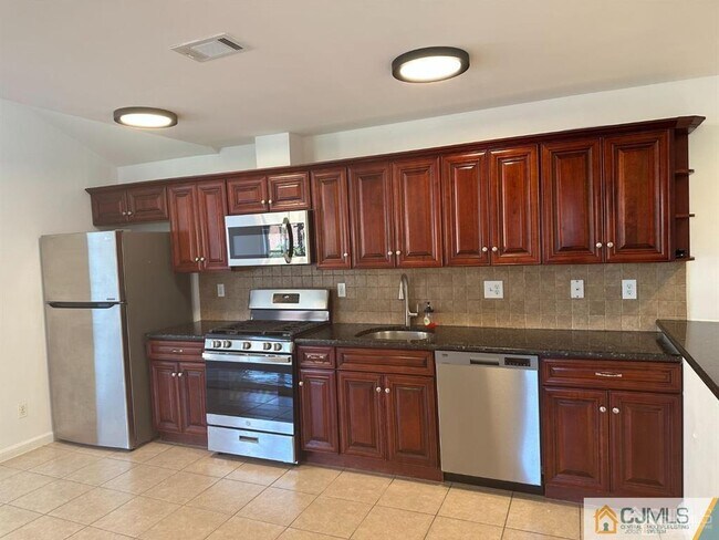 Foto del edificio - 2024 Grand Ave