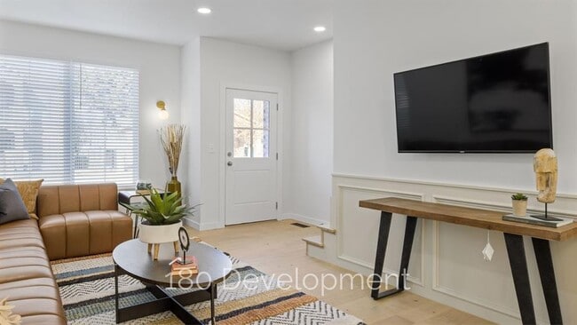Foto del edificio - 1649 NW 12th St