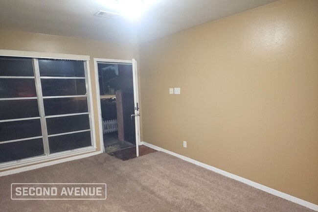 Foto del edificio - 10326 Kingspoint Rd